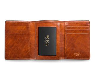 Dolce Trifold inside in amber