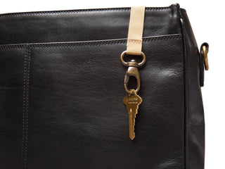 Dolce Italia Messenger key fob in Black